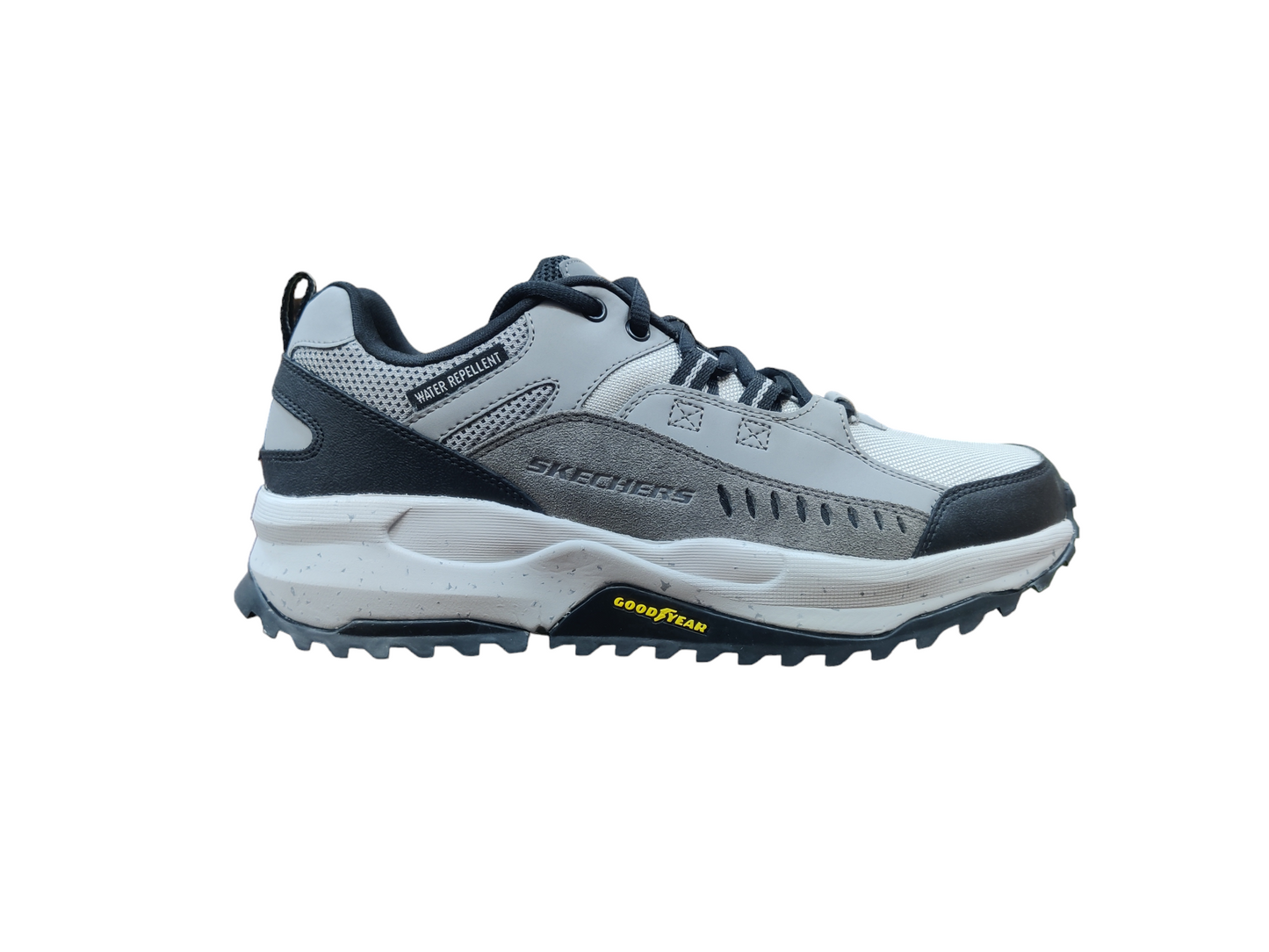 skechers sports shoes